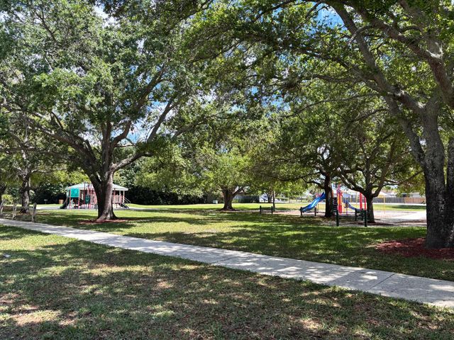 1180 Grandview Circle, Royal Palm Beach, FL 33411