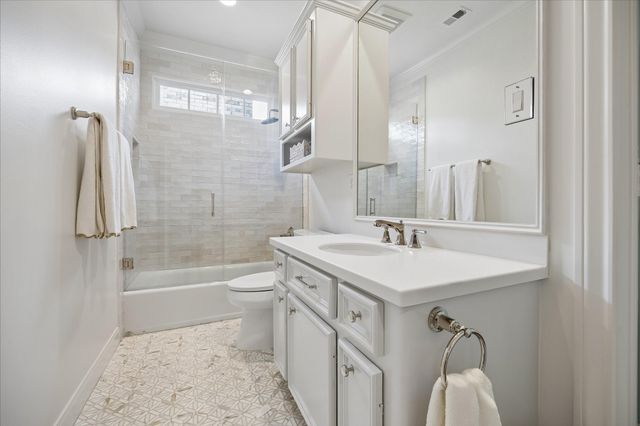 3780 Carlon Street, Southside Place, TX 77005