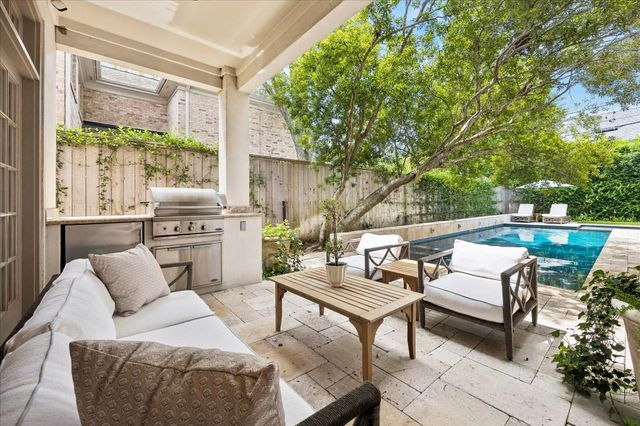 3780 Carlon Street, Southside Place, TX 77005