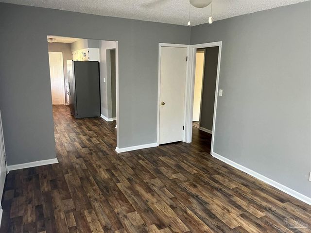 6255 Memphis Ave, Pensacola, FL 32526