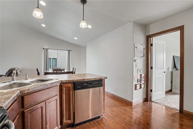 177 N Park Ridge Road, North Liberty, IA 52317