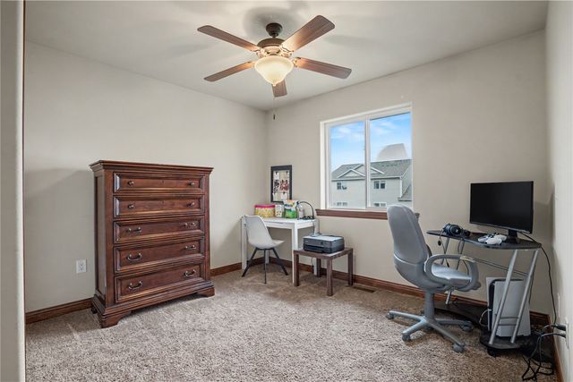 177 N Park Ridge Road, North Liberty, IA 52317