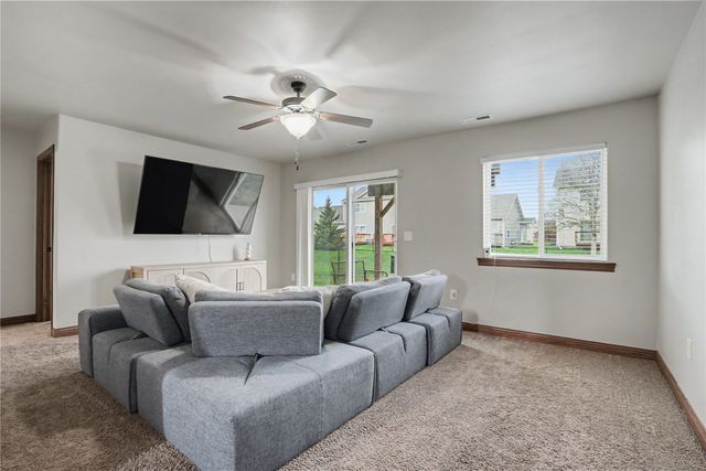 177 N Park Ridge Road, North Liberty, IA 52317