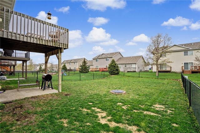 177 N Park Ridge Road, North Liberty, IA 52317