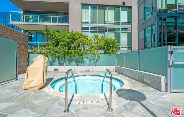 1111 S Grand Avenue 714, Los Angeles, CA 90015