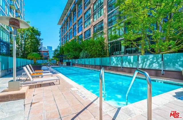 1111 S Grand Avenue 714, Los Angeles, CA 90015