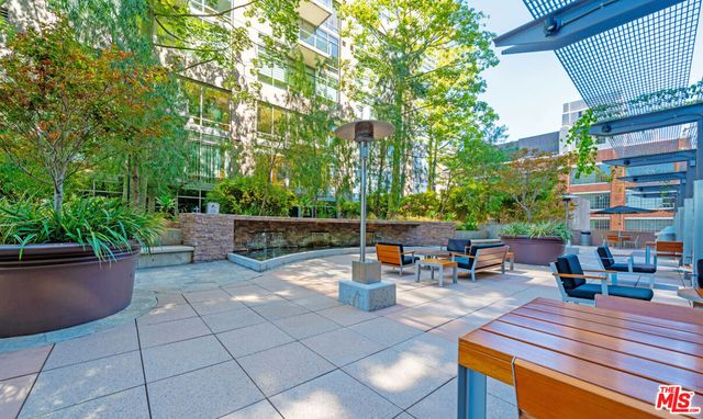 1111 S Grand Avenue 714, Los Angeles, CA 90015