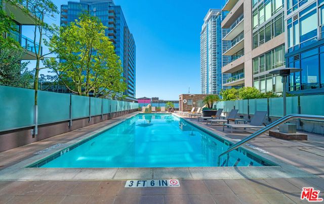 1111 S Grand Avenue 714, Los Angeles, CA 90015