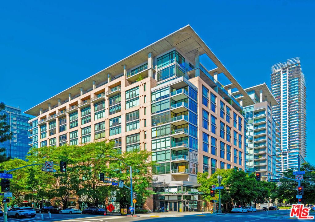 1111 S Grand Avenue 714, Los Angeles, CA 90015