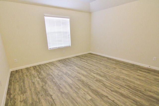 5918 Dawn Misty, Houston, TX 77048