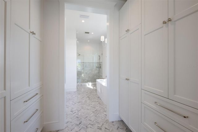 215 SYCAMORE AVENUE, Anna Maria, FL 34216