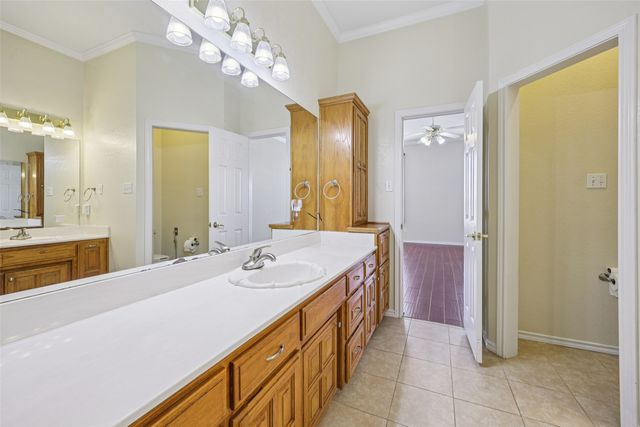 1804 E Fm 1187, Aledo, TX 76008