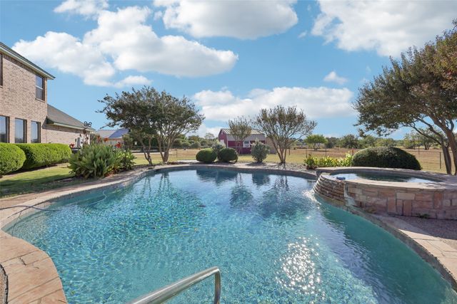 1804 E Fm 1187, Aledo, TX 76008