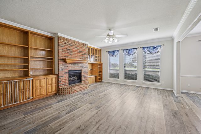 1804 E Fm 1187, Aledo, TX 76008