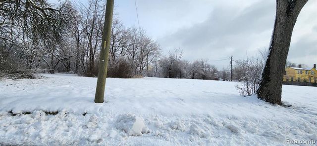 3932 18th Street, Detroit, MI 48208