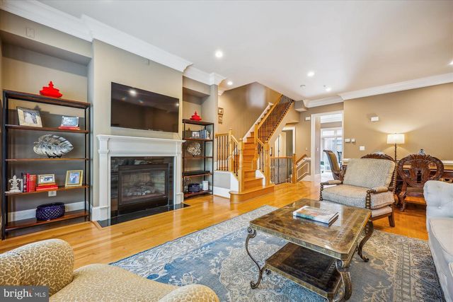 12482 ANSIN CIRCLE DR, Potomac, MD 20854