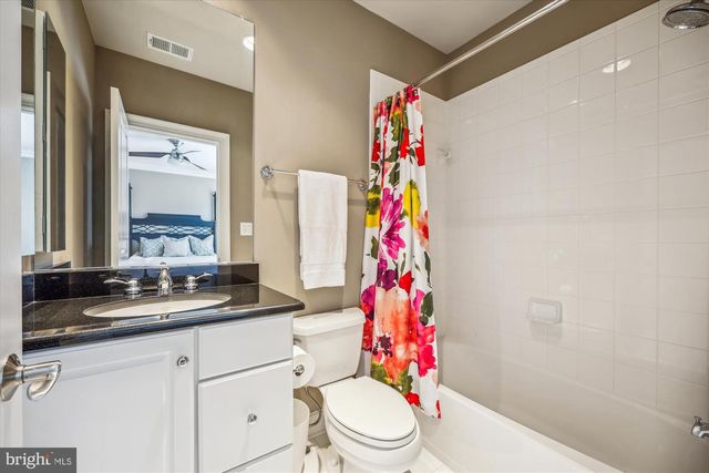 12482 ANSIN CIRCLE DR, Potomac, MD 20854