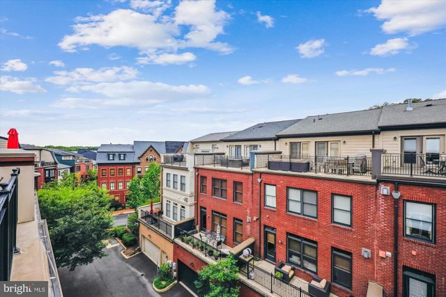 12482 ANSIN CIRCLE DR, Potomac, MD 20854