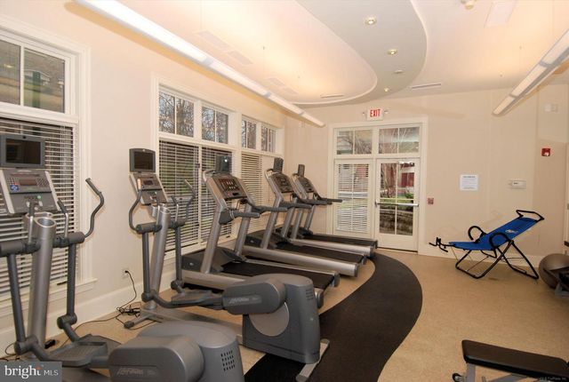 12482 ANSIN CIRCLE DR, Potomac, MD 20854