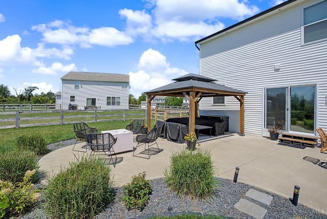 1526 Kilbarron Drive, Maineville, OH 45152