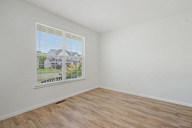 1526 Kilbarron Drive, Maineville, OH 45152