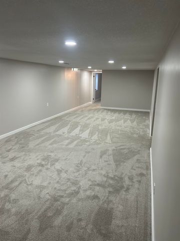1300 S Fieldcrest, Wichita, KS 67209