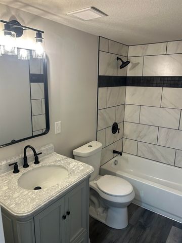 1300 S Fieldcrest, Wichita, KS 67209