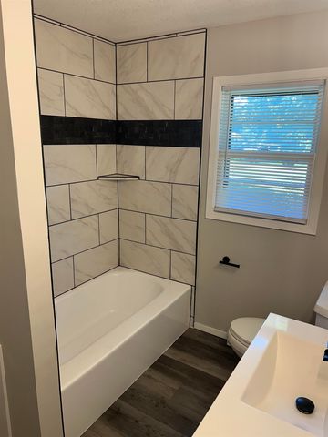 1300 S Fieldcrest, Wichita, KS 67209