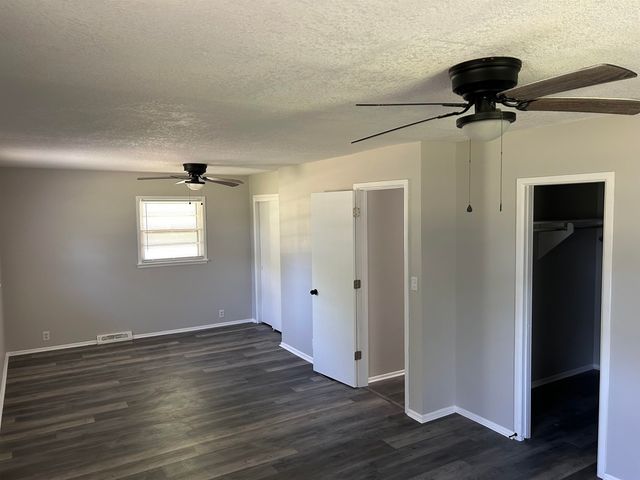 1300 S Fieldcrest, Wichita, KS 67209