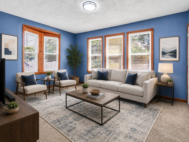 53 Mann St 5, Lawrence, MA 01841
