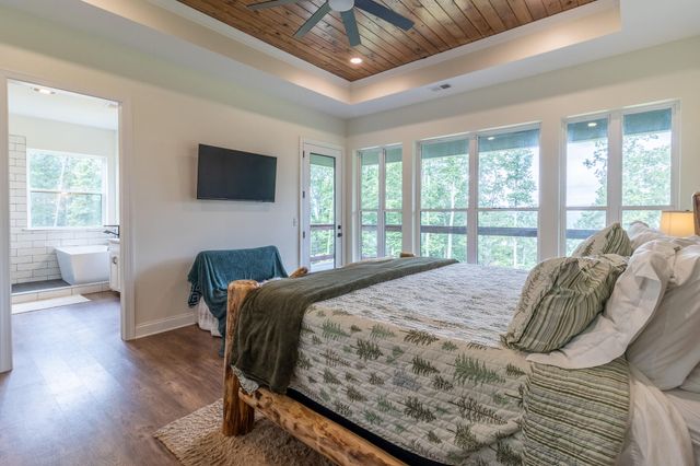 4384 Round Pond Road, Lafayette, GA 30728