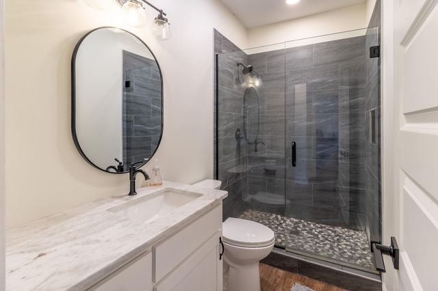 4384 Round Pond Road, Lafayette, GA 30728