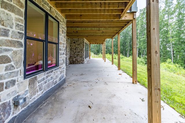 4384 Round Pond Road, Lafayette, GA 30728