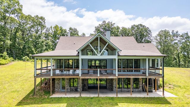 4384 Round Pond Road, Lafayette, GA 30728