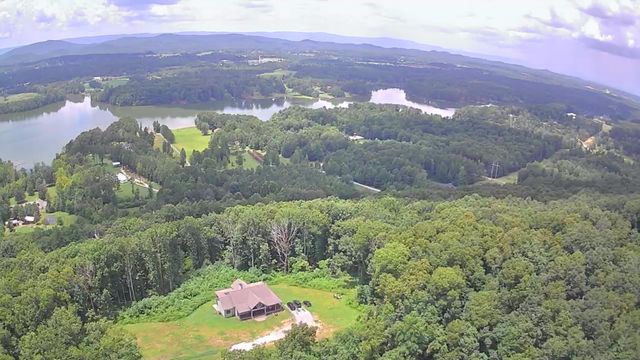 4384 Round Pond Road, Lafayette, GA 30728