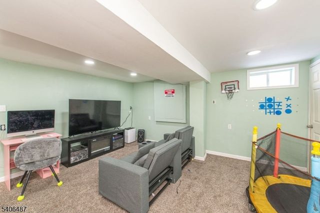 26 Hickory Ave, West Milford Twp., NJ 07480