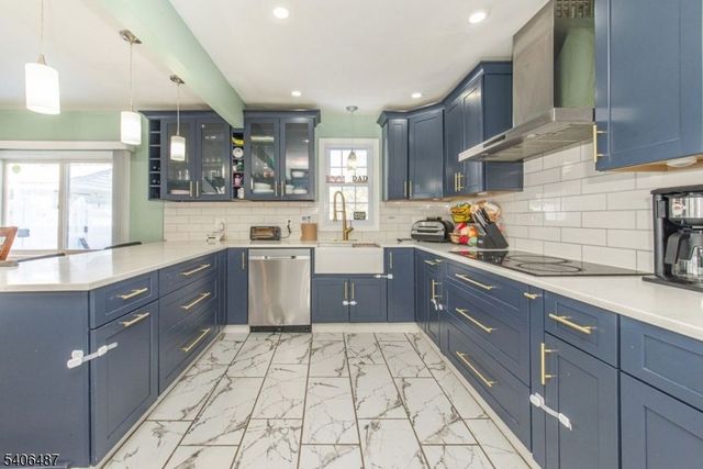 26 Hickory Ave, West Milford Twp., NJ 07480