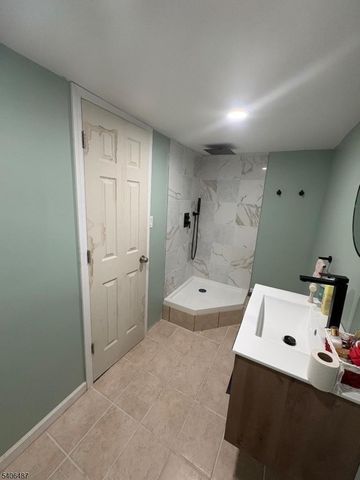 26 Hickory Ave, West Milford Twp., NJ 07480