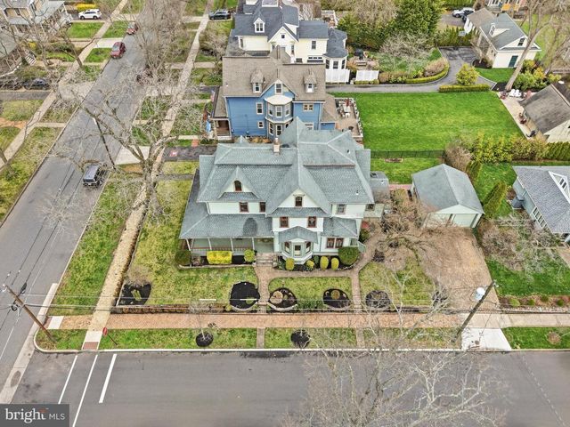 323 WASHINGTON AVE, Haddonfield, NJ 08033