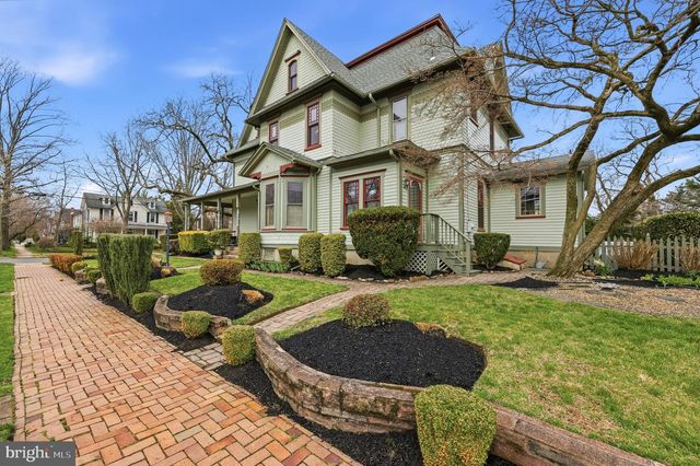 323 WASHINGTON AVE, Haddonfield, NJ 08033