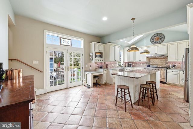 323 WASHINGTON AVE, Haddonfield, NJ 08033