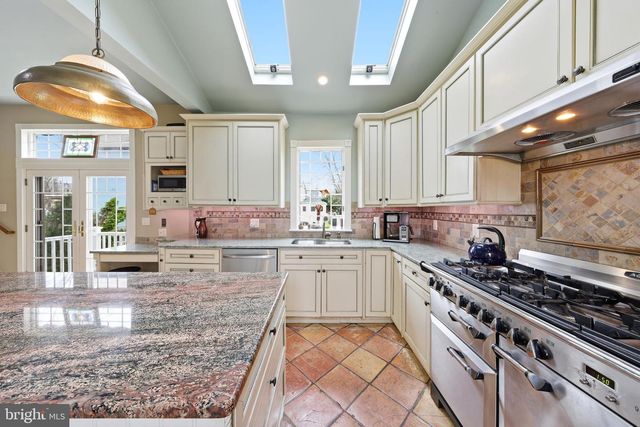 323 WASHINGTON AVE, Haddonfield, NJ 08033