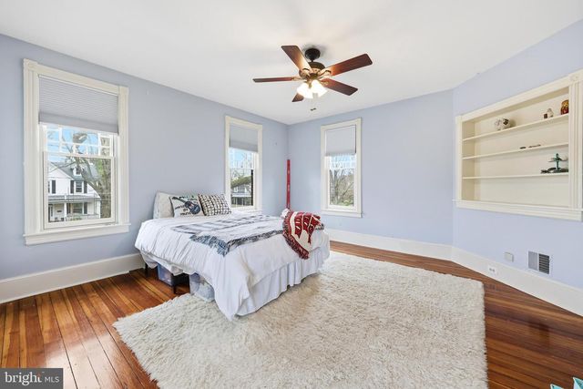 323 WASHINGTON AVE, Haddonfield, NJ 08033