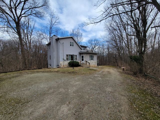 408 E 4th Street, Spring Valley, IL 61362