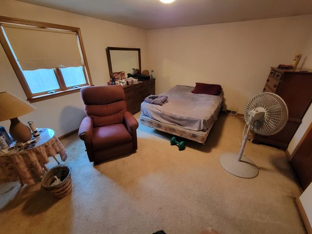 408 E 4th Street, Spring Valley, IL 61362