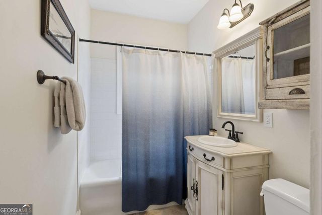 1204 Cameron Court NE, Atlanta, GA 30306
