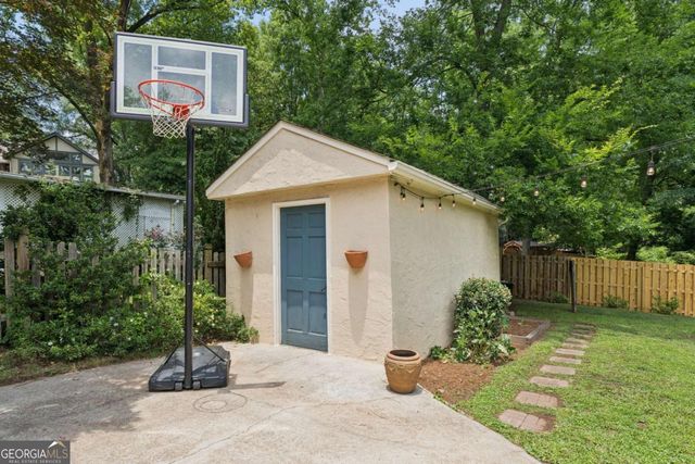 1204 Cameron Court NE, Atlanta, GA 30306