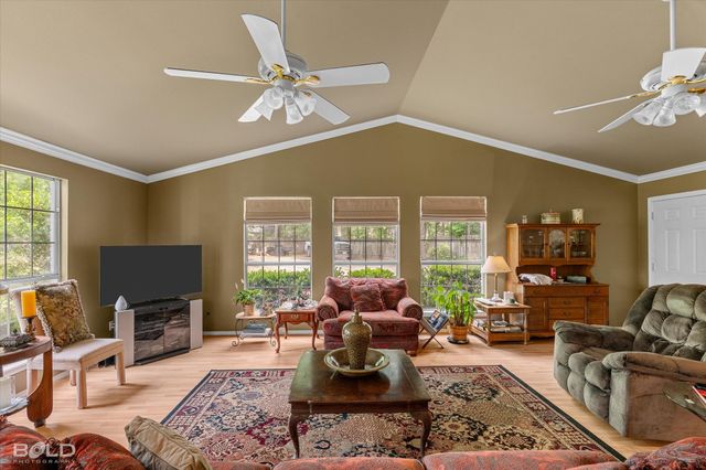 120 Gray Circle, Benton, LA 71006