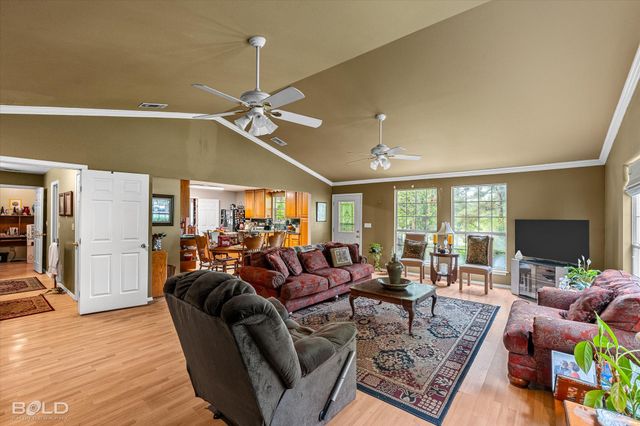120 Gray Circle, Benton, LA 71006