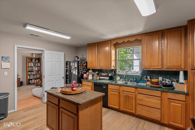 120 Gray Circle, Benton, LA 71006